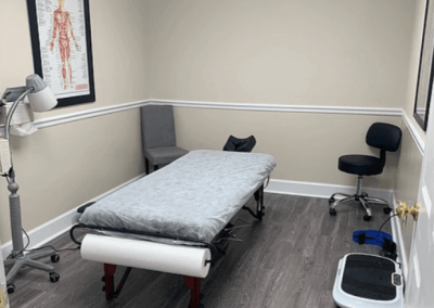 Le-Reve-Spinal-Care-Examination-Room-5